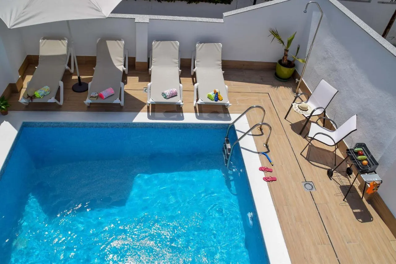 Nerja Paradise Rentals - Villa Valeria